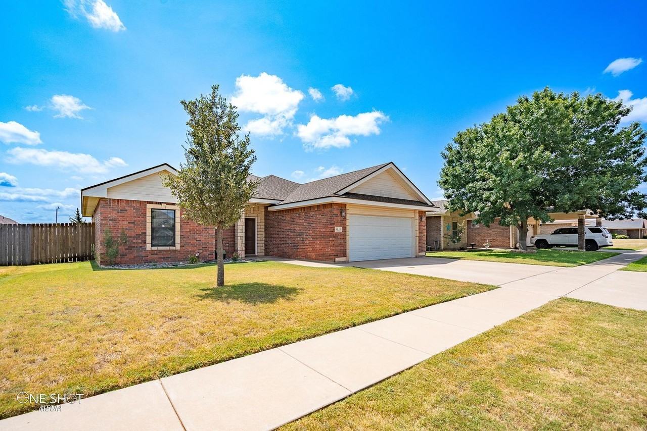 3449 Firedog Rd - Photo 3 of 36