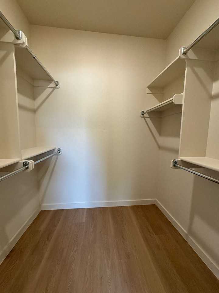 609 W Virginia Ave - Photo 3 of 11