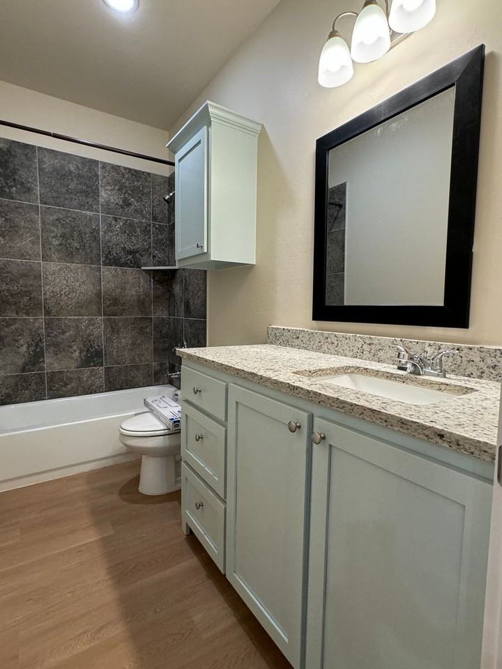 609 W Virginia Ave - Photo 7 of 11