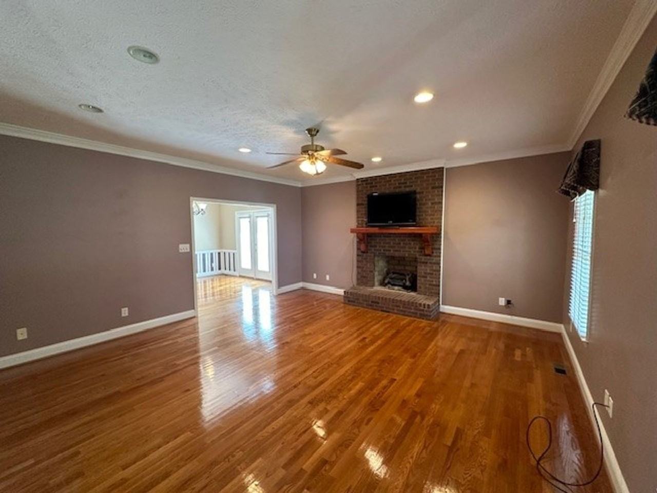 2524 Mcneill Cir - Photo 3 of 21