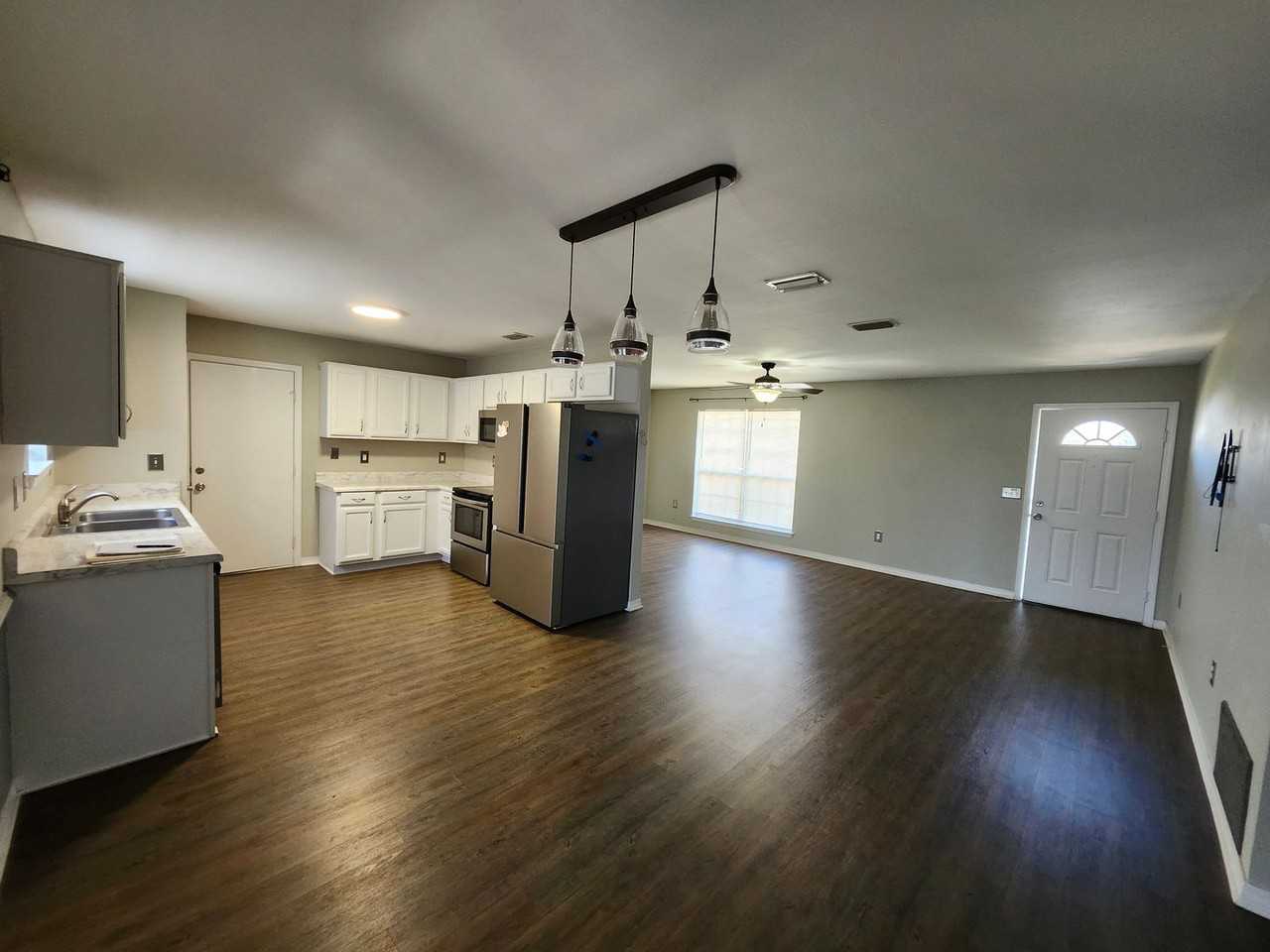 8661 Shannons Mill Rd - Photo 3 of 15