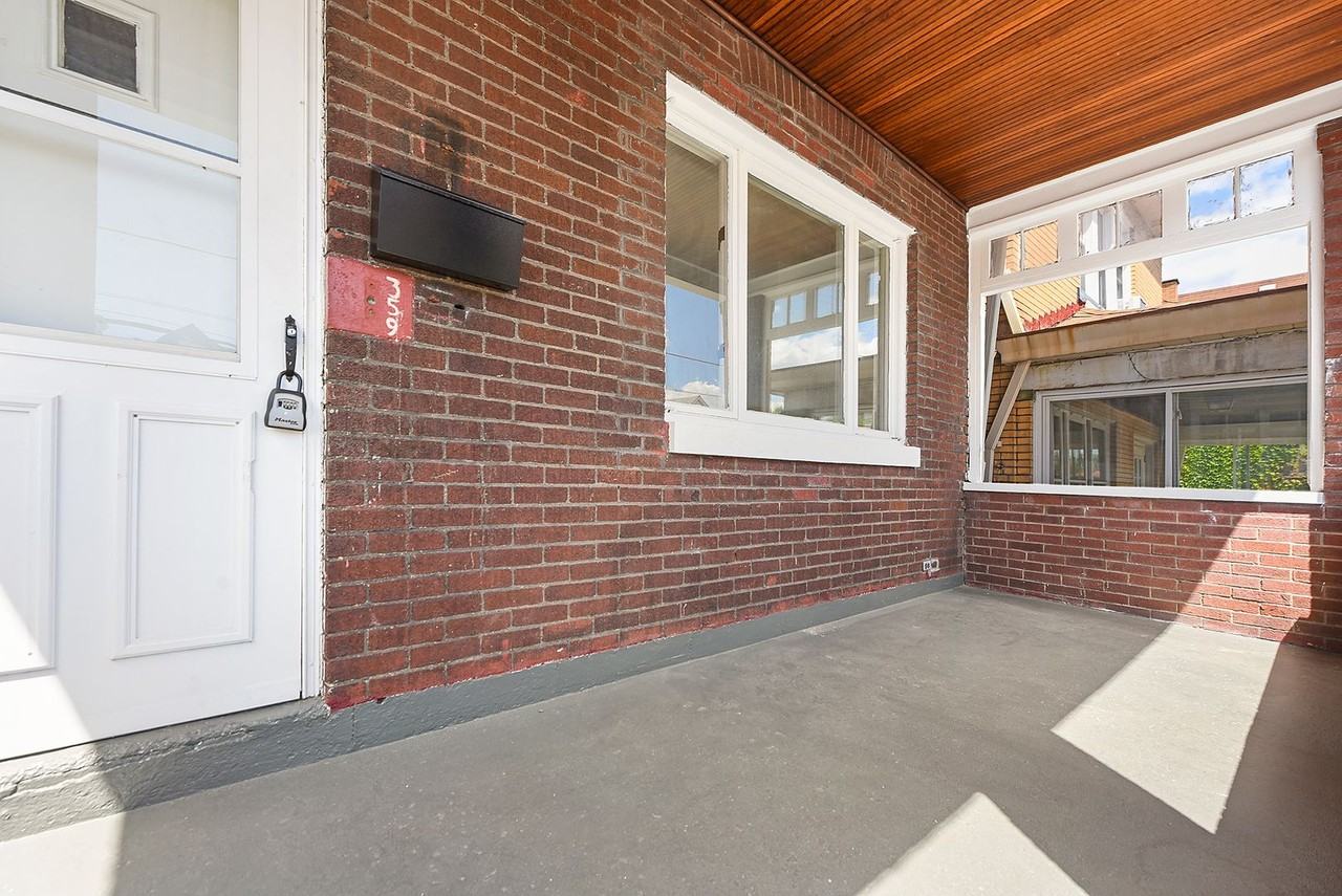 359 W 13th Ave - Photo 2 of 27