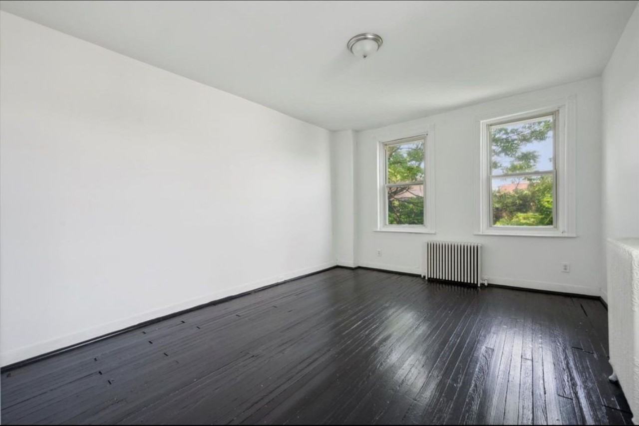 2914 N 22nd St - Photo 3 of 13