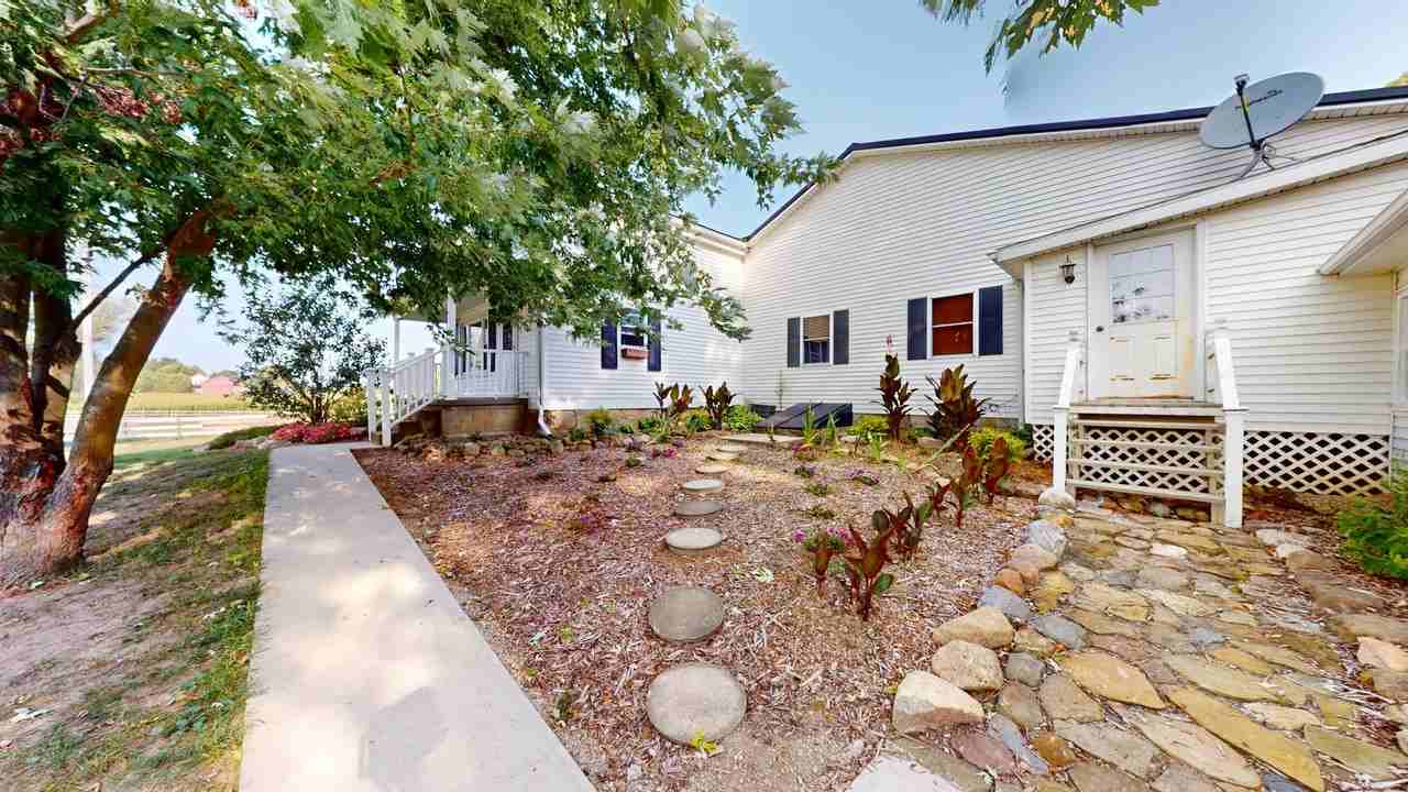 3806 Plymouth East Rd - Photo 2 of 22