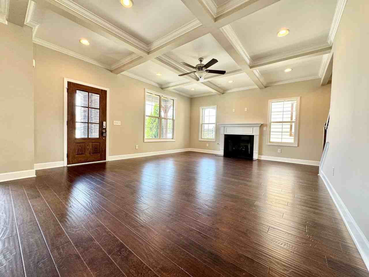 4137 Alva Ln - Photo 2 of 36