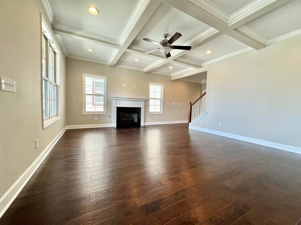 4137 Alva Ln - Photo 3 of 36