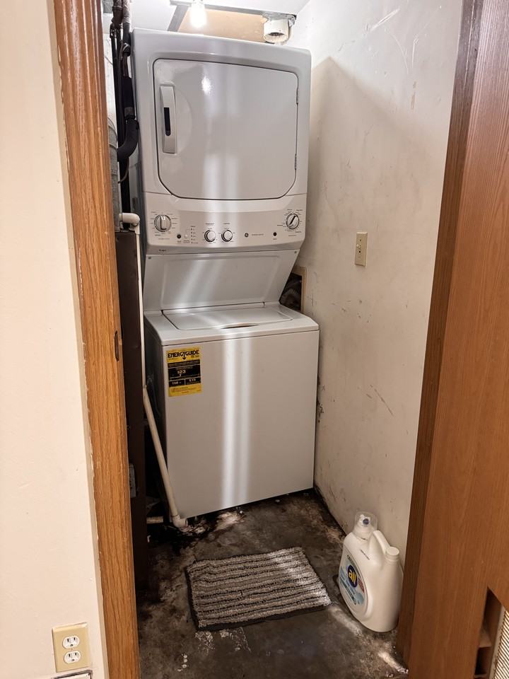 700 N Adelaide St #34 - Photo 4 of 18