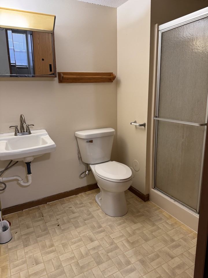 700 N Adelaide St #34 - Photo 6 of 18