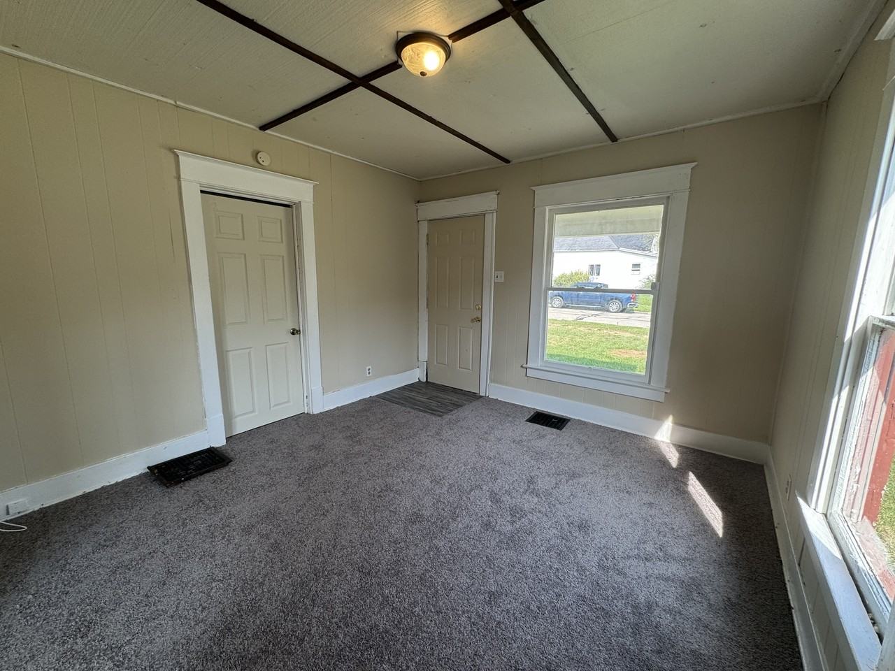 124 North Beard Street #NA - Photo 4 of 16