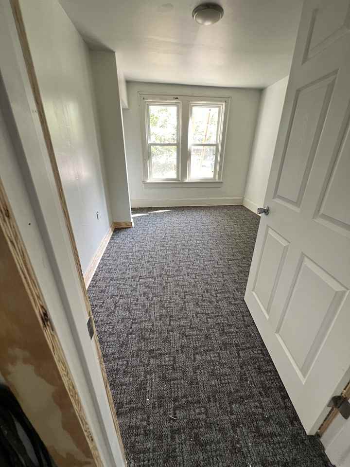 203 Buckingham Ave #203 - Photo 4 of 7