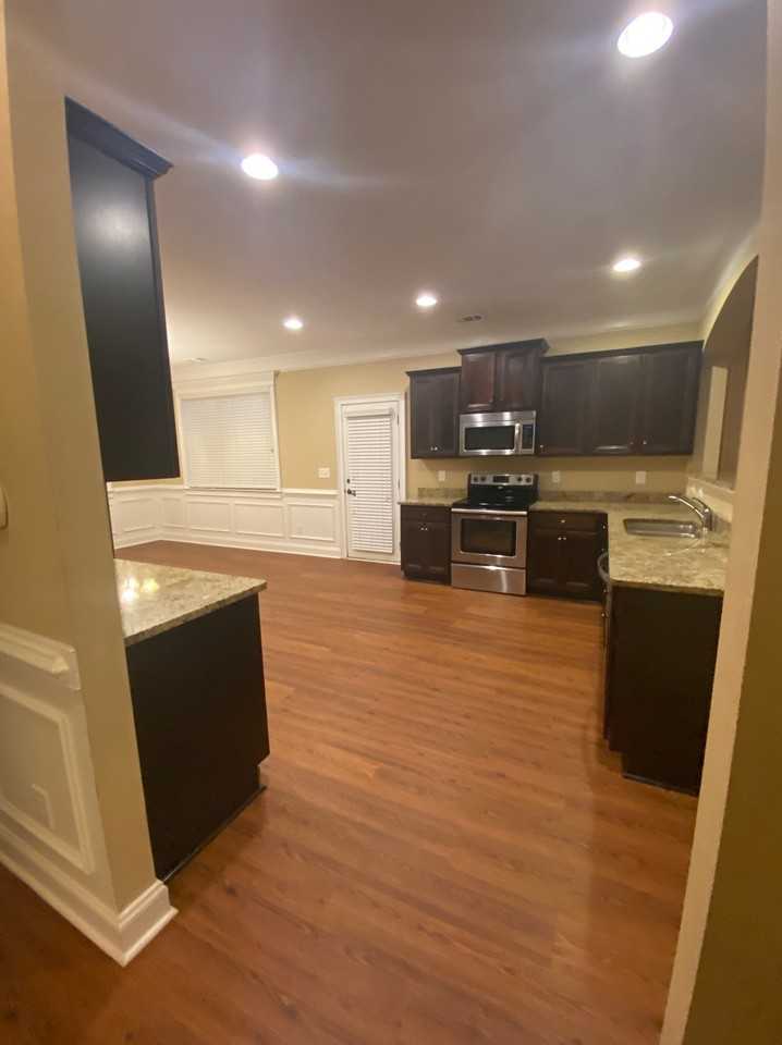 319 Haywood Dr #NA - Photo 5 of 50