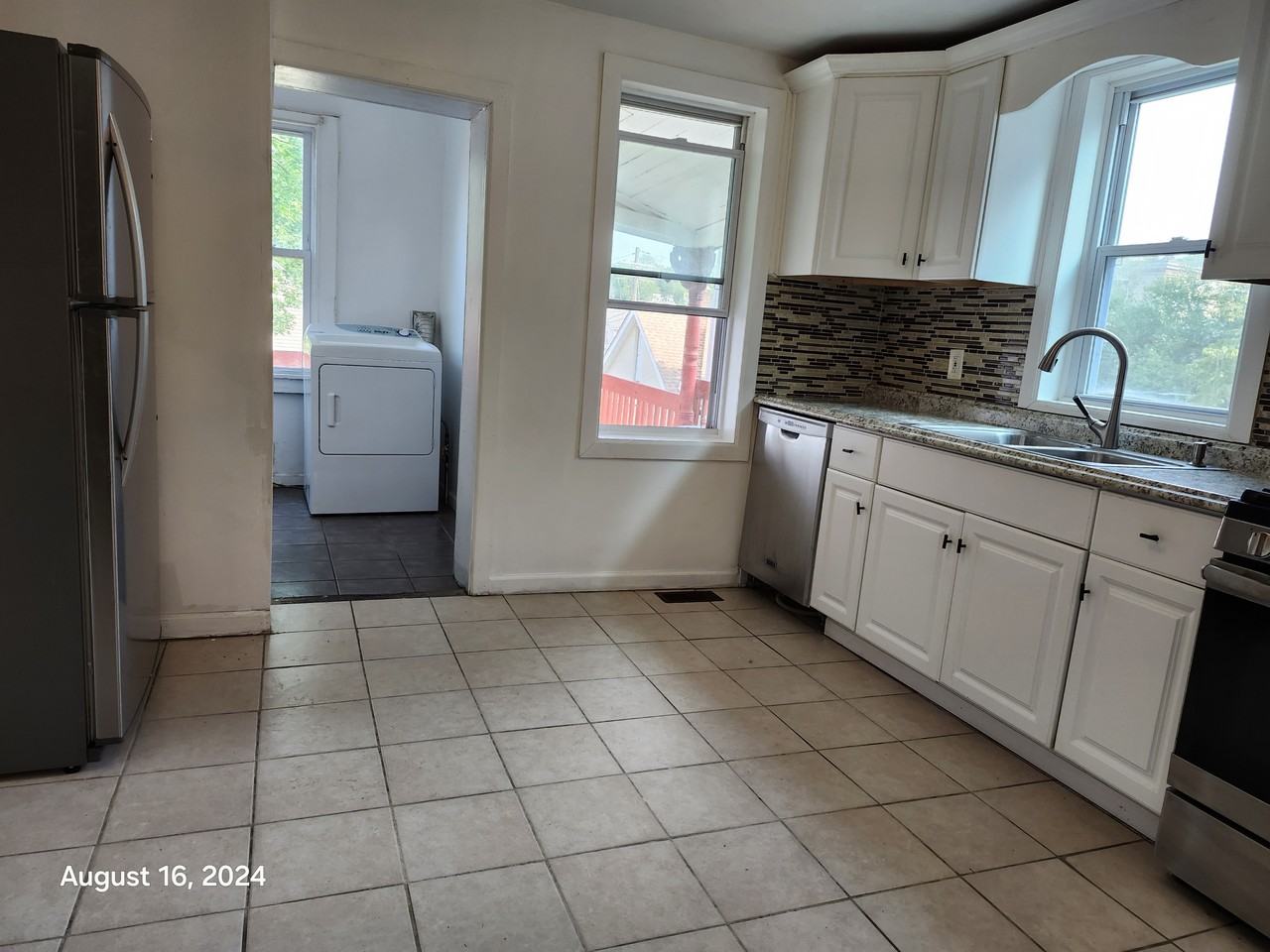 224 Chestnut Ave #NA - Photo 3 of 11