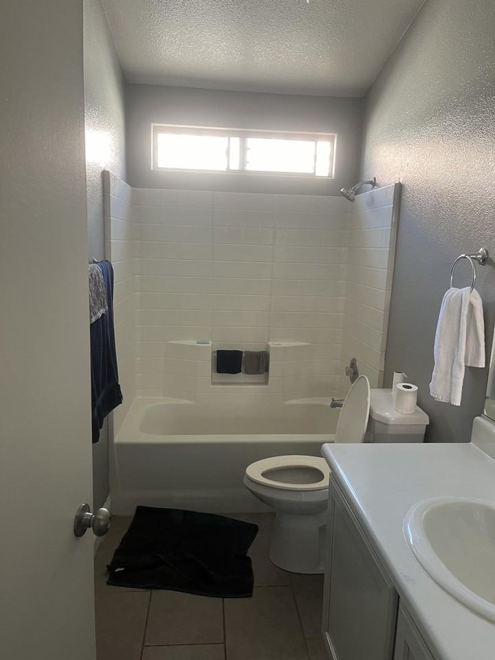 Garnet Gable Ave - Photo 4 of 16