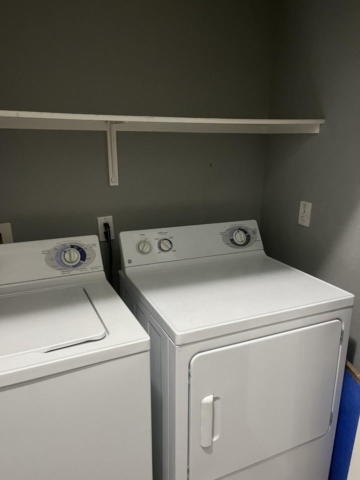 Garnet Gable Ave - Photo 4 of 15