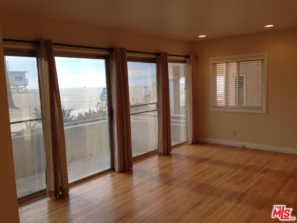 3005 Ocean Front Walk ##A - Photo 3 of 8