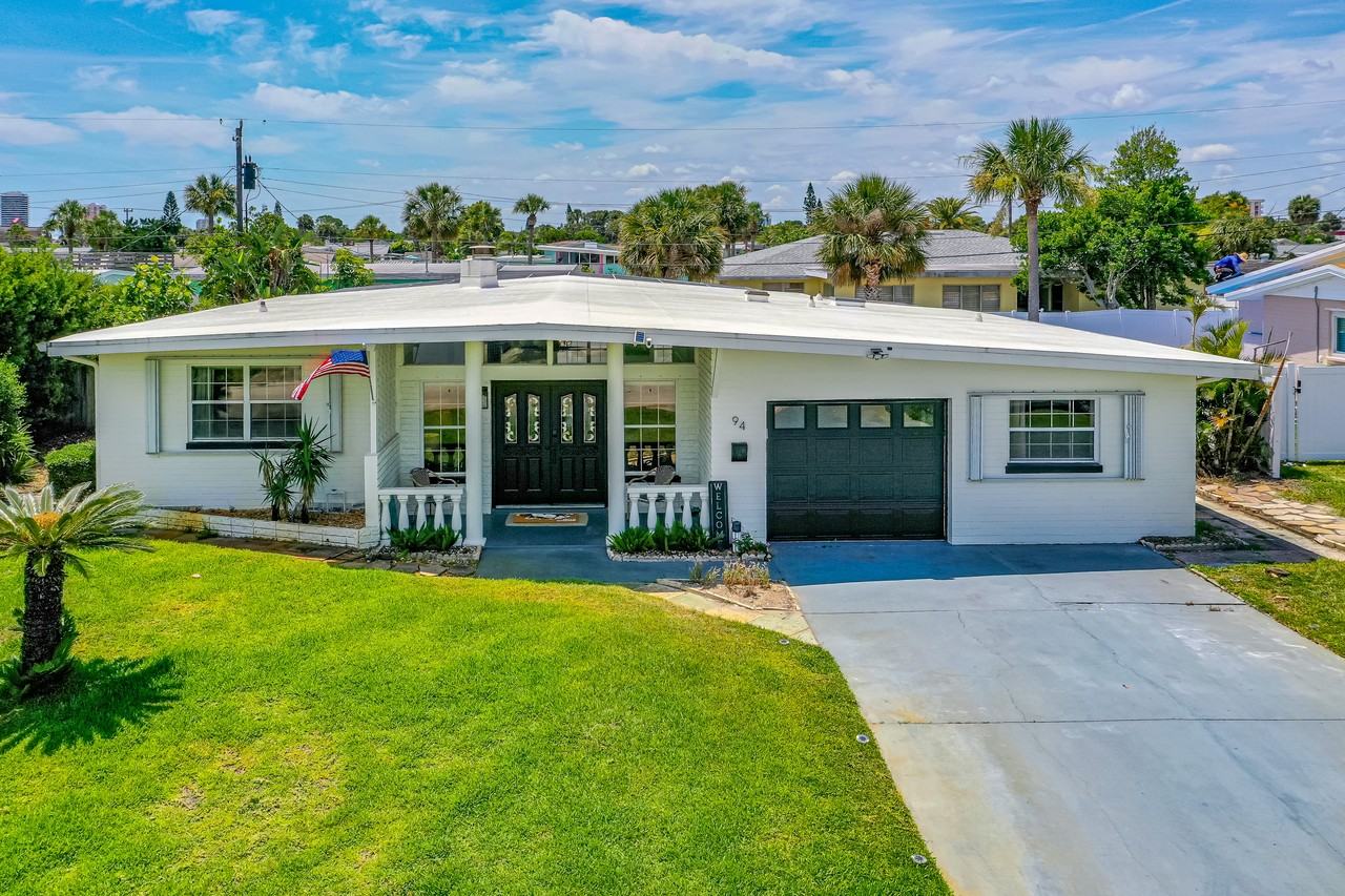 94 Ivanhoe Drive - Photo 2 of 44