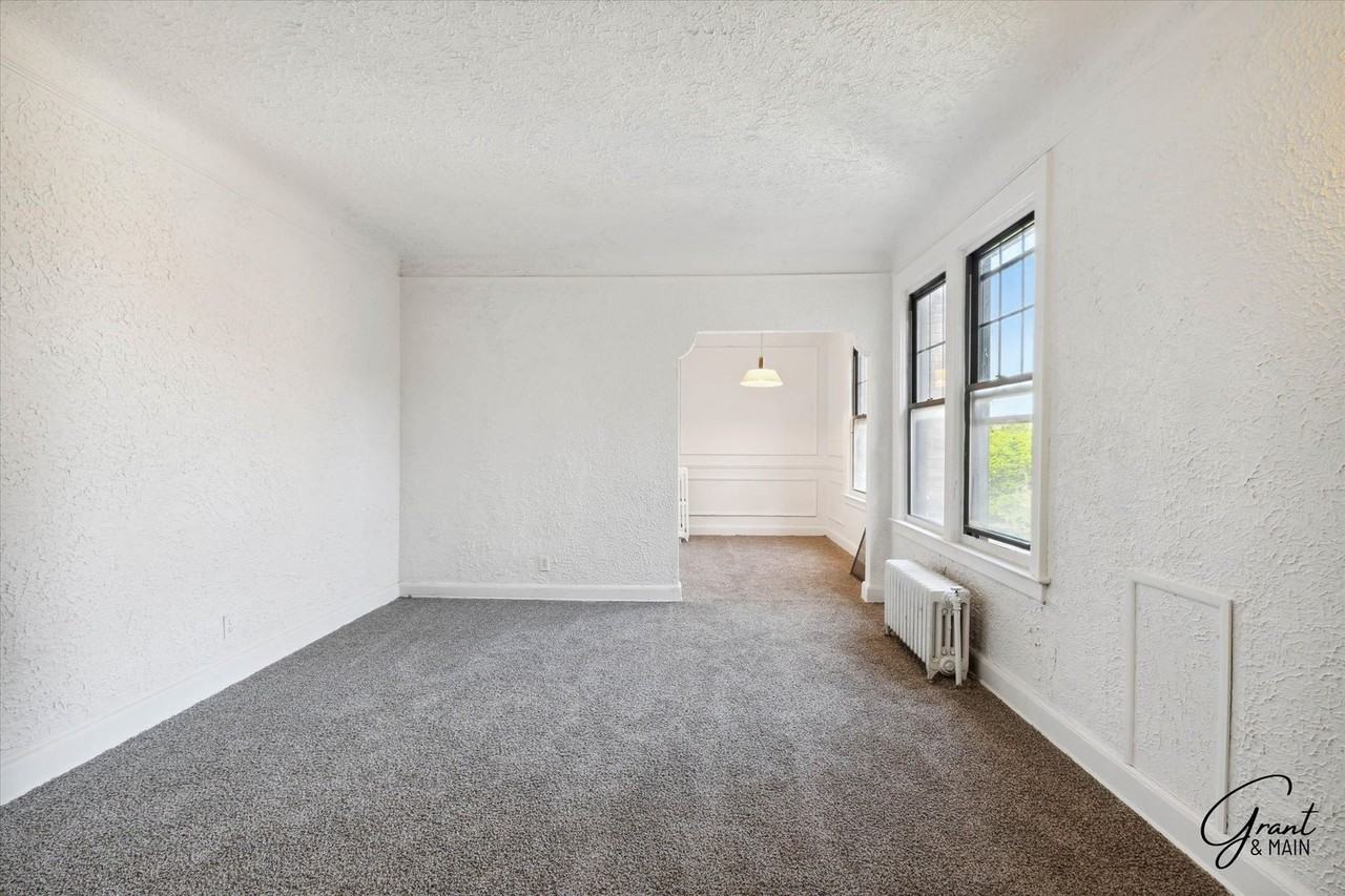 2023 Tuxedo - FDR Tuxedo - Photo 6 of 40