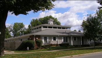 featured image of 525 S Michigan St