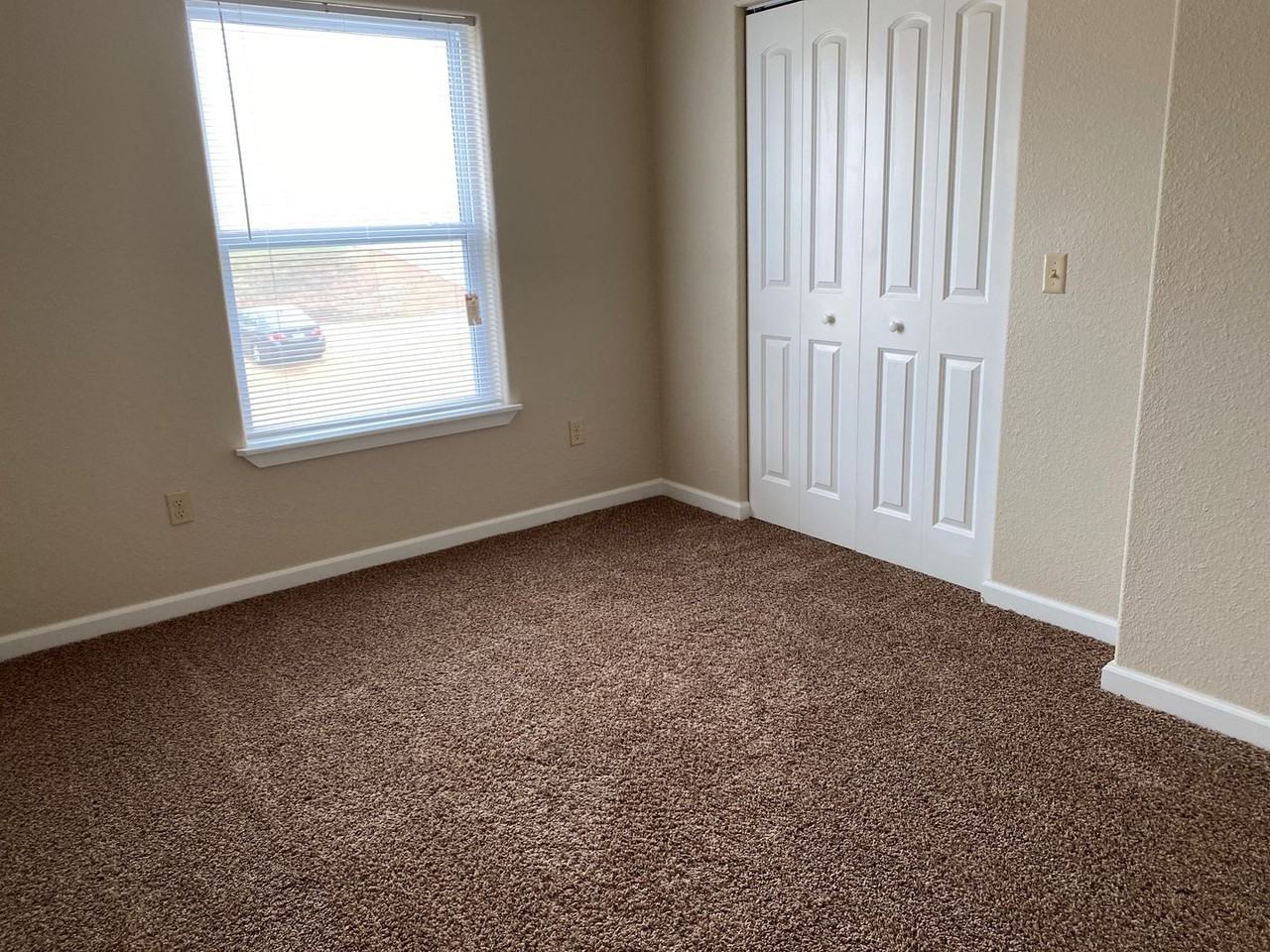 1930 Kissinger St Apt R206 #R206 - Photo 4 of 10