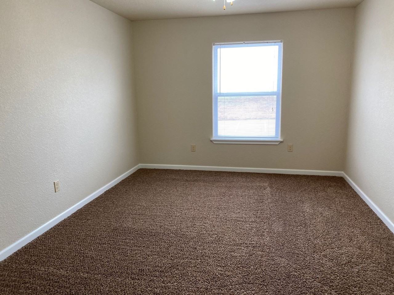 1930 Kissinger St Apt R206 #R206 - Photo 5 of 10