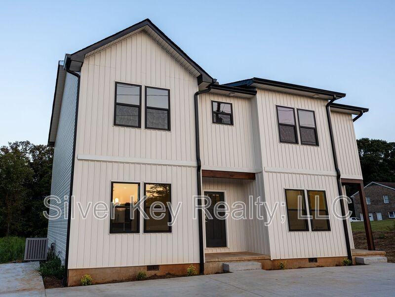 1985 Highway - Photo 2 of 22