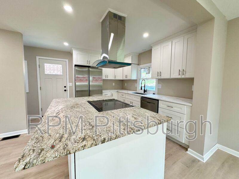 1014 Glencoe Ave - Photo 2 of 14