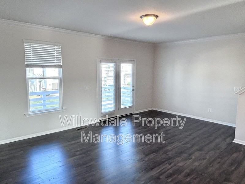 2239 Chattering Lory Ln - Photo 7 of 28