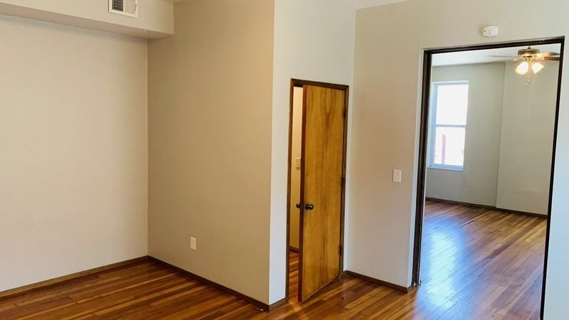 3218A Cherokee St - Photo 6 of 19