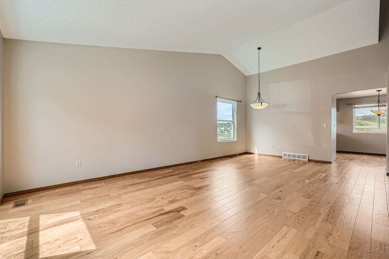 7930 Bard Ct - Photo 2 of 10