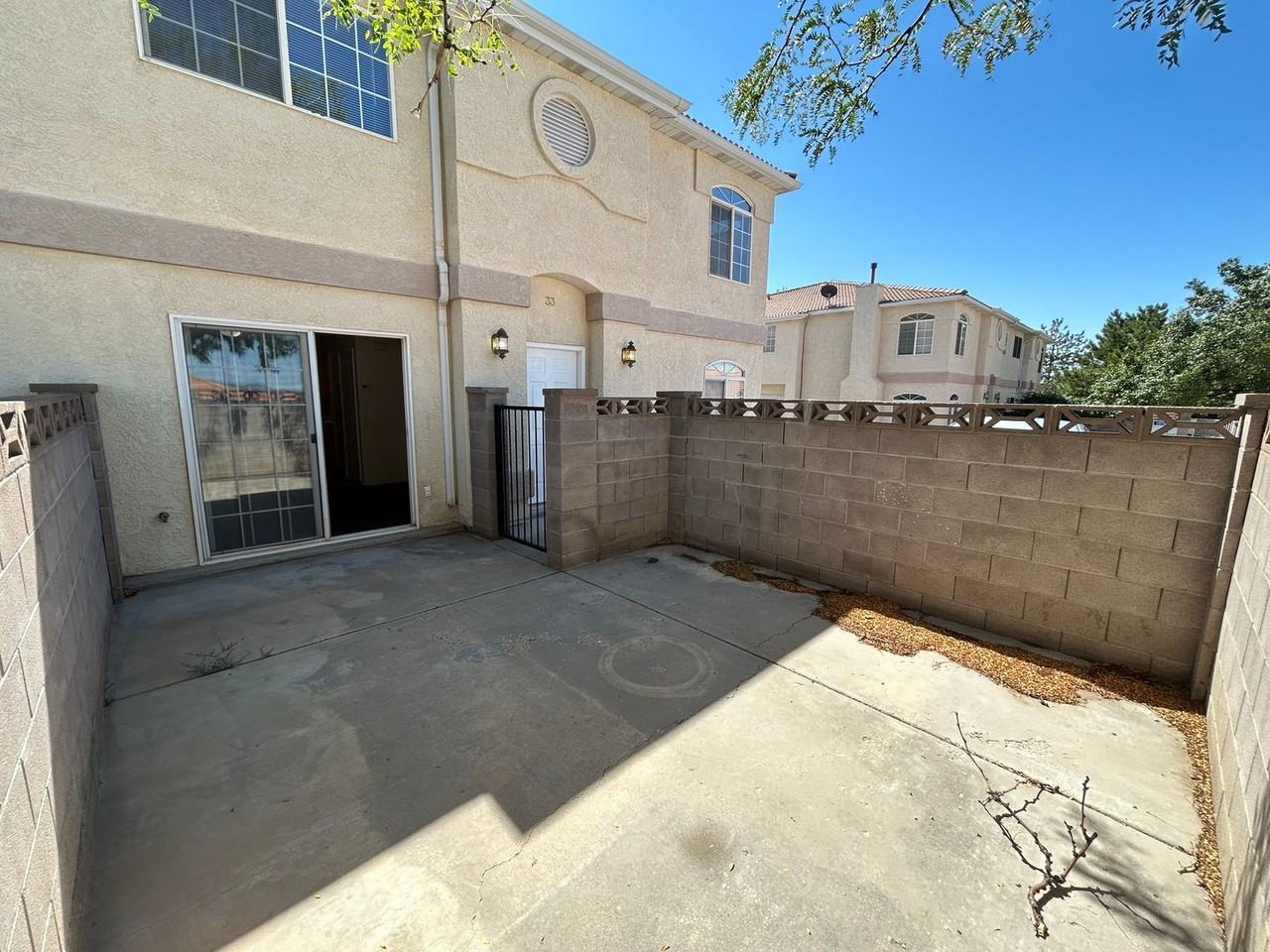195 E Fiddlers Canyon Rd #33 - Photo 7 of 19
