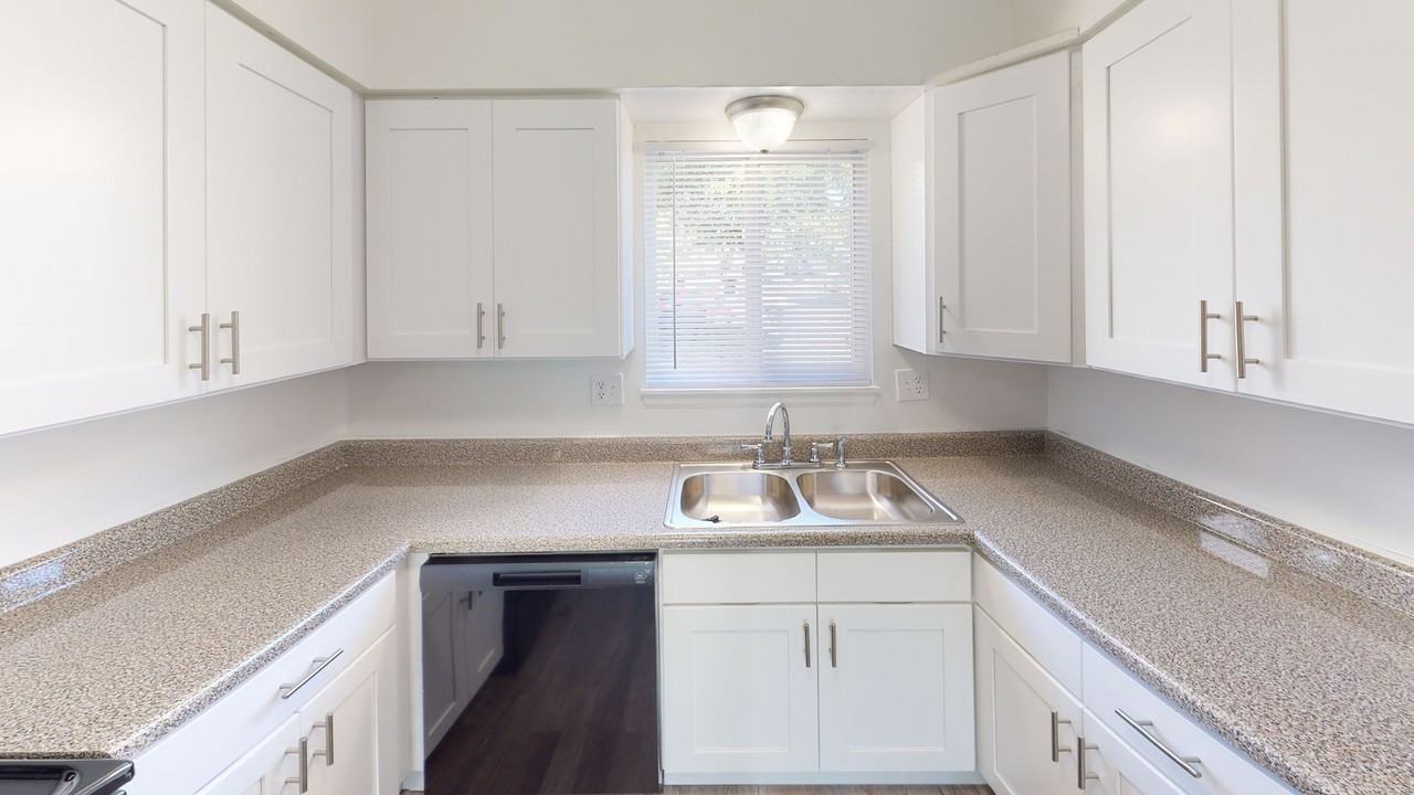 Villages on Madison Apartments - Photo 4 of 50