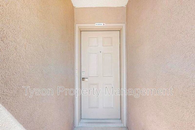 1033 Desert Paintbrush Loop Ne - Photo 7 of 41