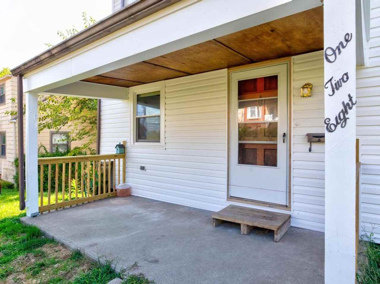 128 5th Ave - Photo 3 of 33