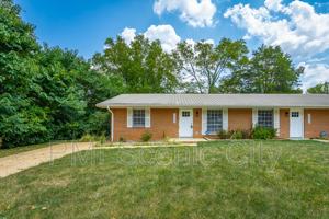 featured image of 2508 Woodfin Ave