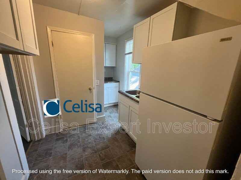 1229 Wall St #2 - Photo 3 of 6