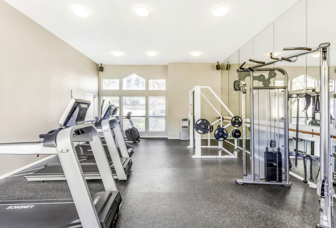 Landmark at Pine Court - Photo 5 of 50