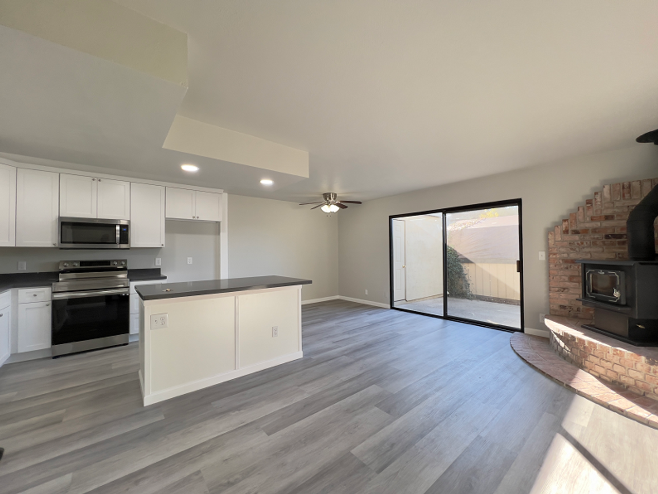 140 Adobe Ln - Photo 3 of 15