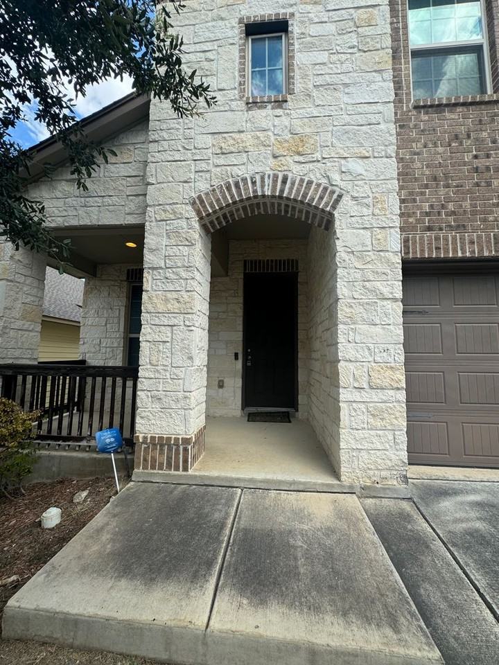 5807 Quiet Glen Dr - Photo 2 of 50