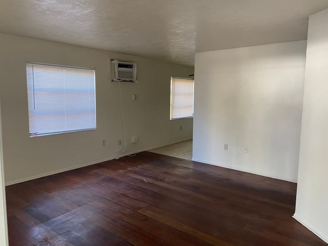 5007 19th St W - Photo 2 of 14
