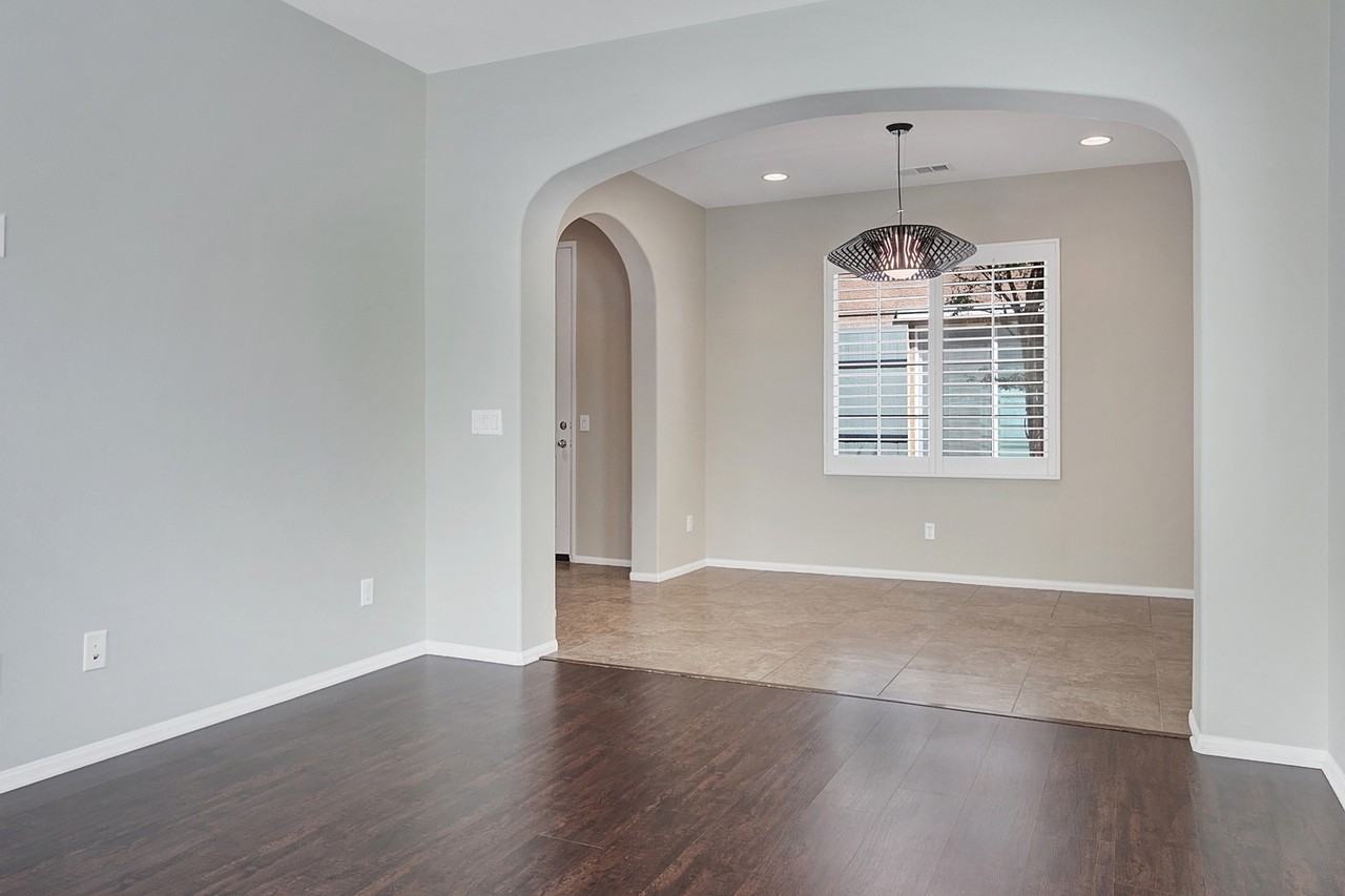 607 Calle Vibrante - Photo 2 of 30