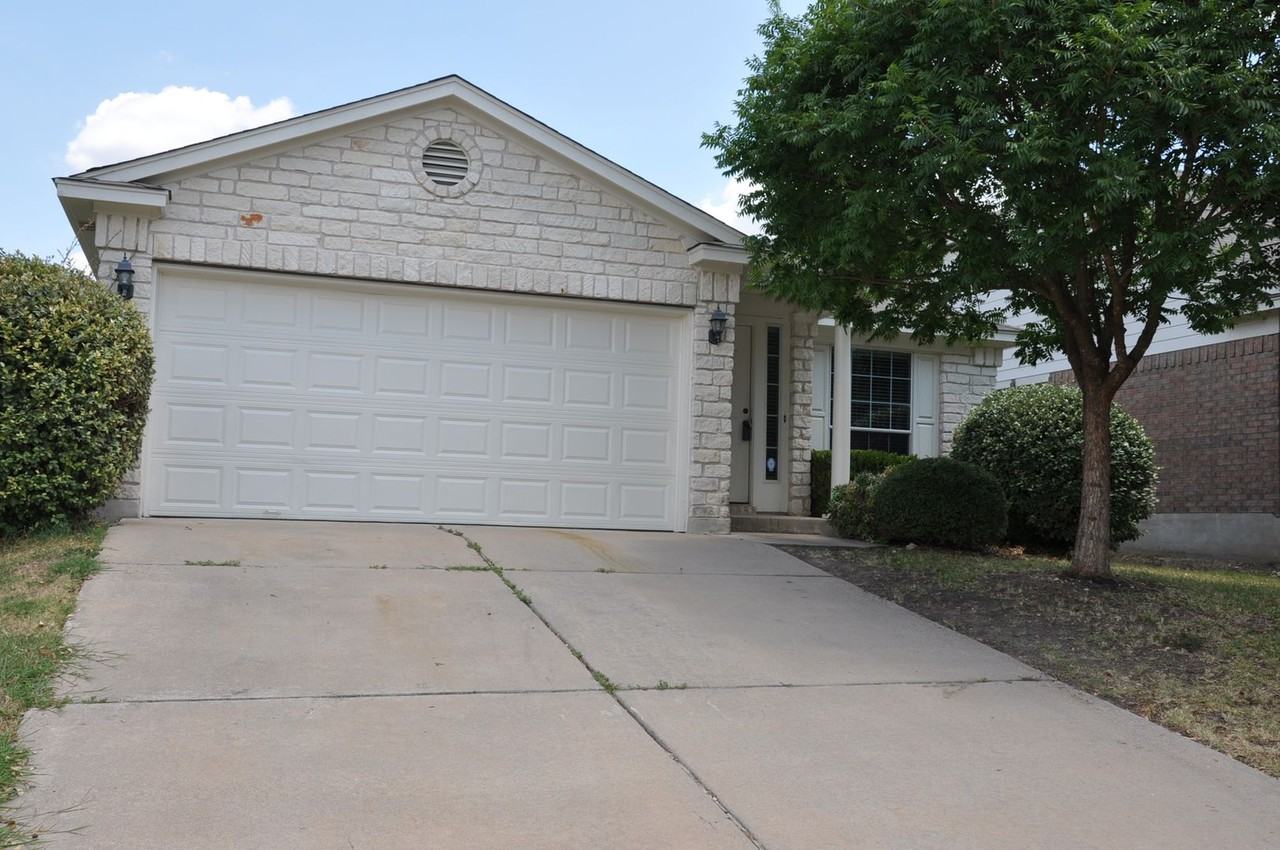 10625 Royal Tara Cv - Photo 3 of 18