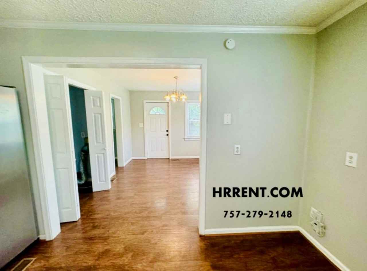 125 Roland Dr - Photo 3 of 14