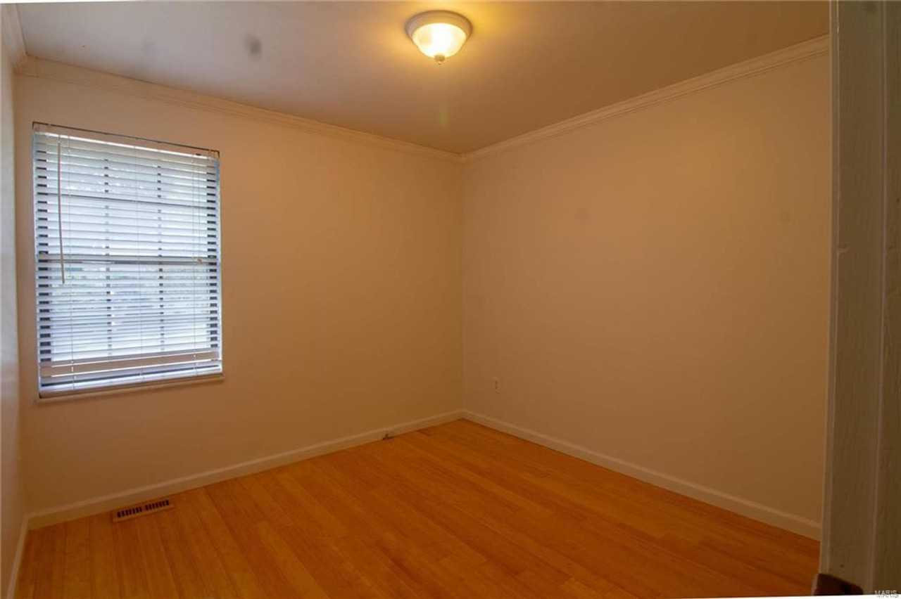 18 Brooker Ct - Photo 5 of 13