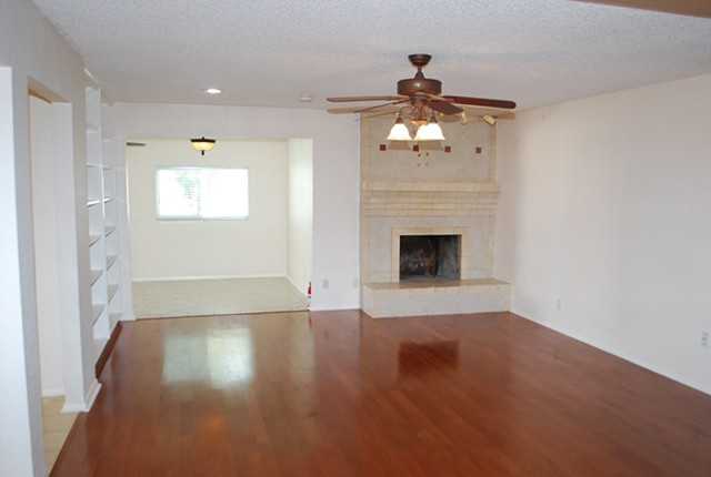 100 Hillbrook Ct - Photo 2 of 11