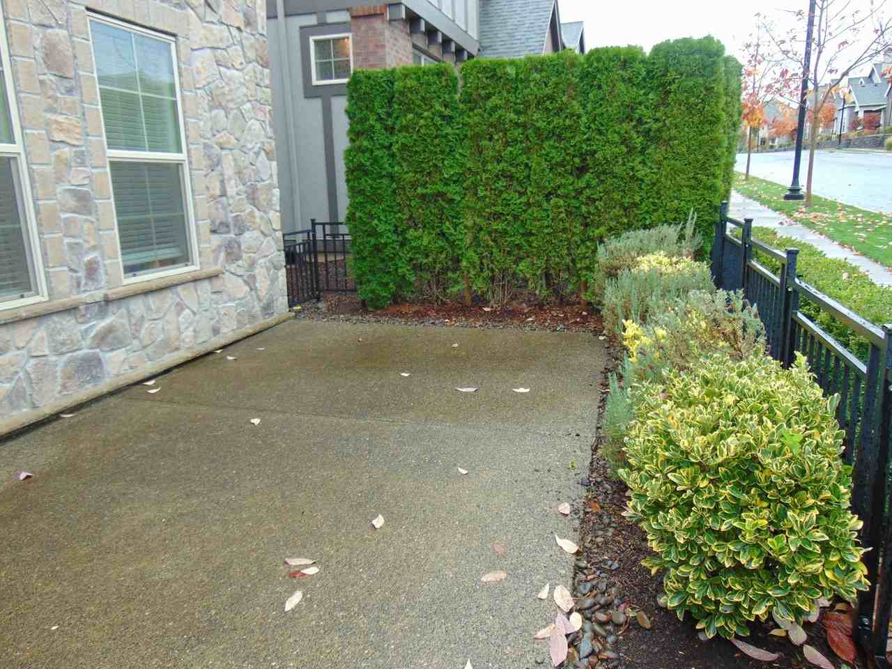 16342 Nw Rossetta St - Photo 2 of 21