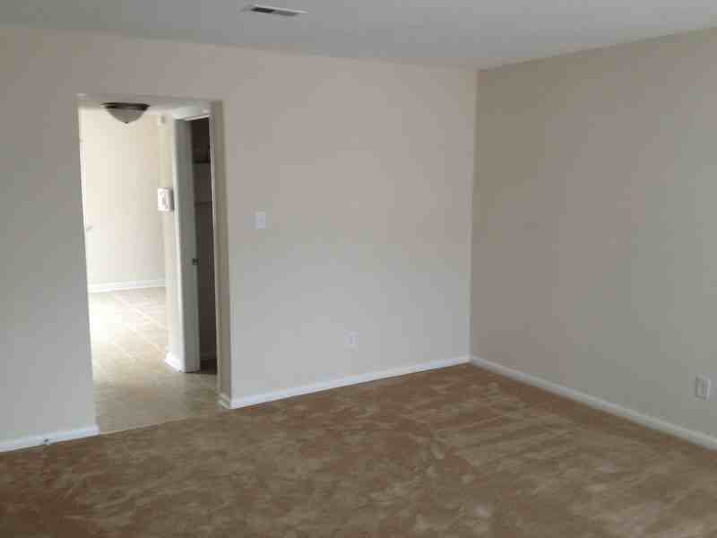 2925 Theodorus Ct - Photo 2 of 10