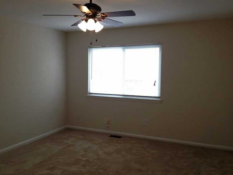 2925 Theodorus Ct - Photo 7 of 10