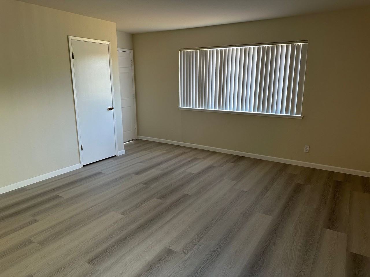 1851 Nelson Way - Photo 3 of 9