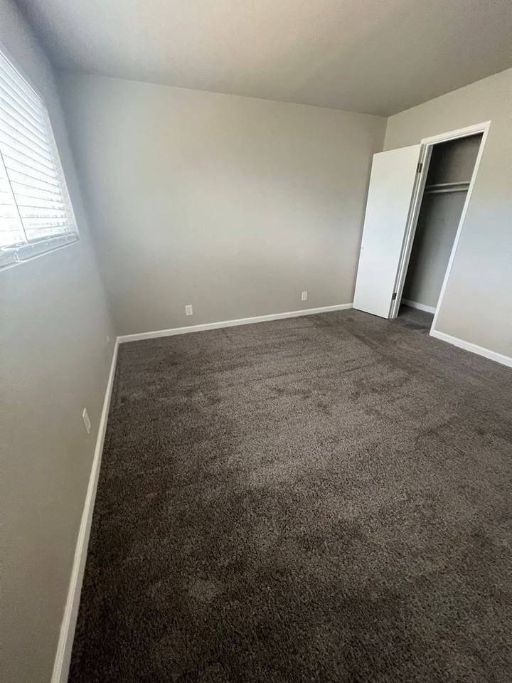 58 Grand Ave - Photo 2 of 9