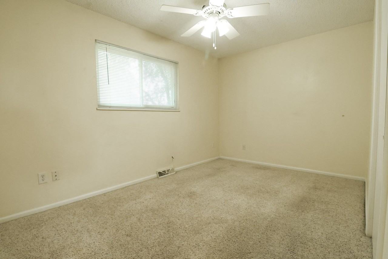 156 Sunflower Dr - Photo 6 of 18